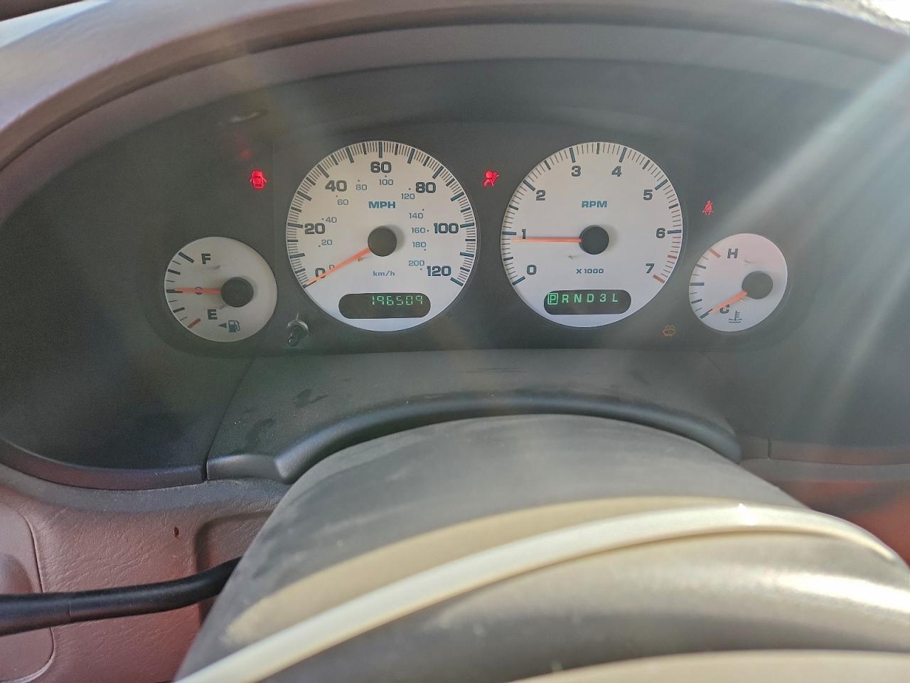 Chrysler Minivan Lx Image 5