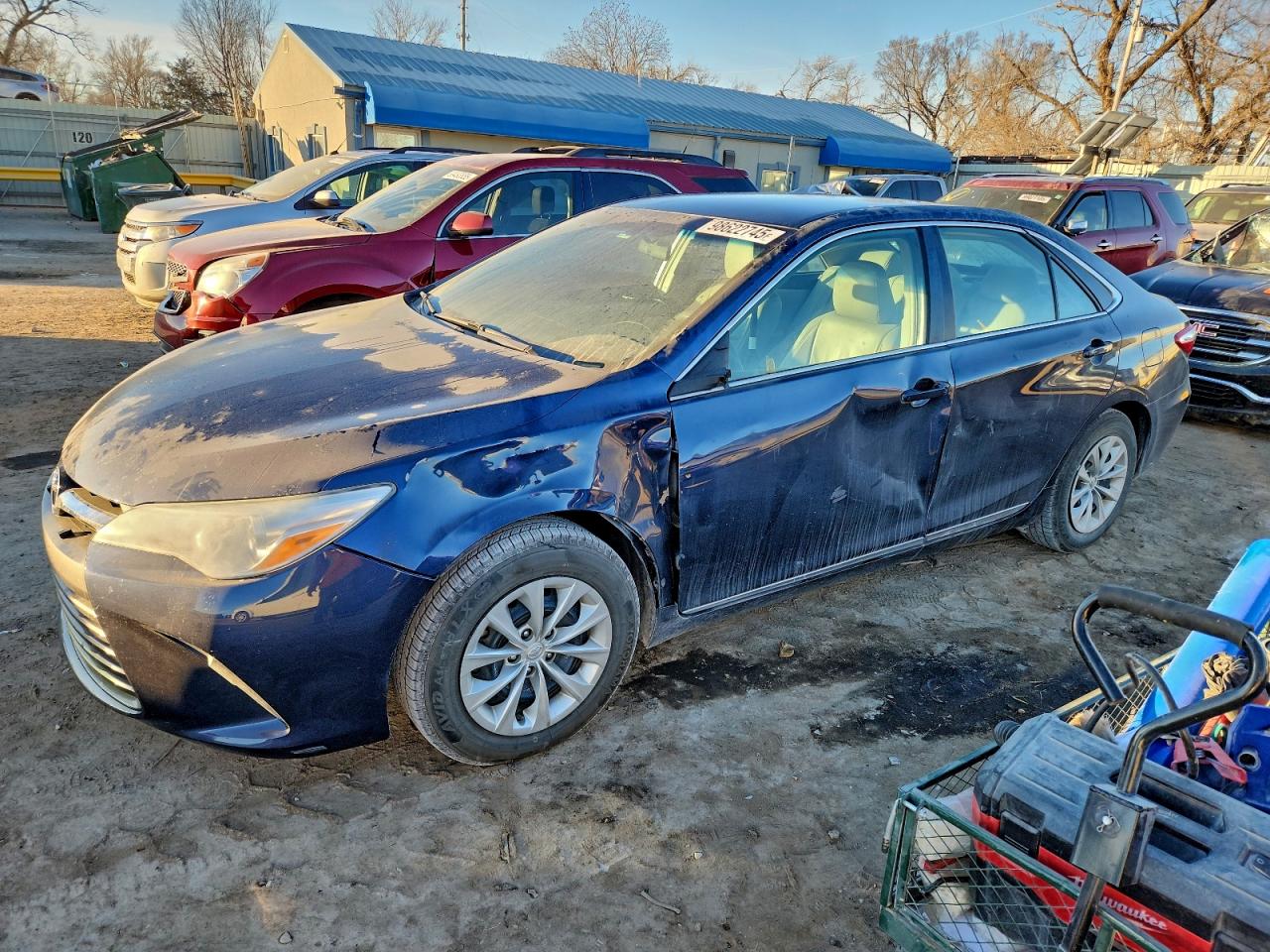 Toyota Camry Le Image 1