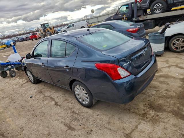 Nissan Versa S Image 2