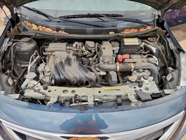 Nissan Versa S Image 12