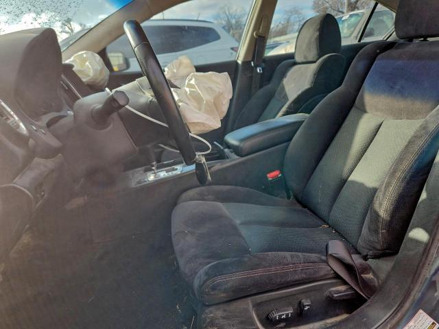 Nissan Maxima S Image 8