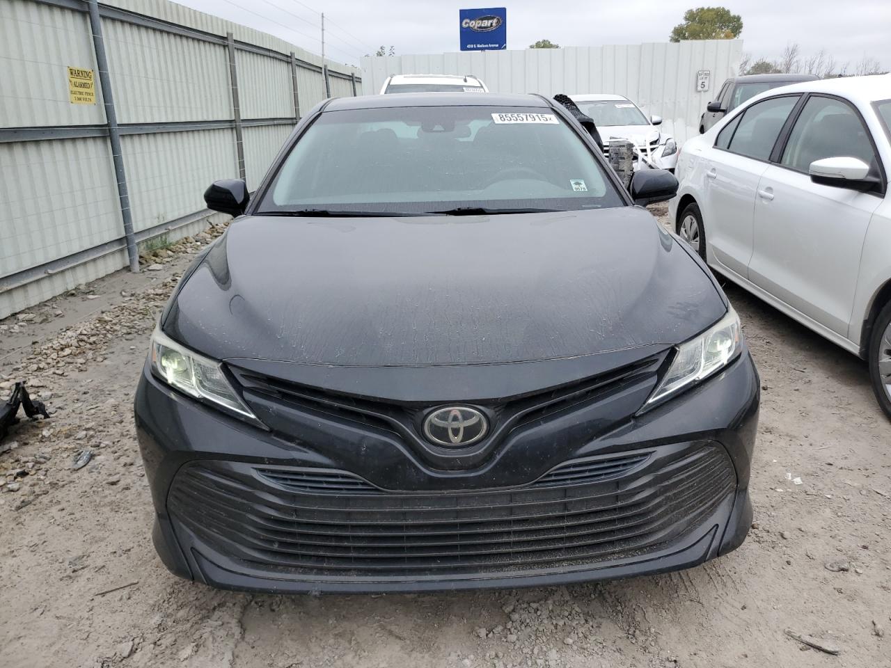Toyota Camry L Image 4