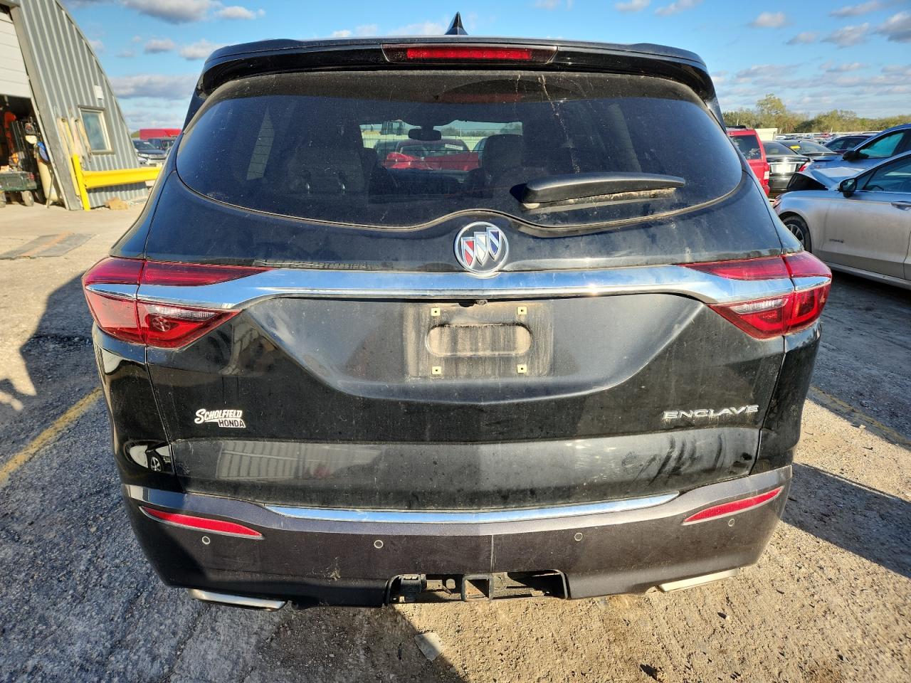 Buick Enclave Essence Image 12