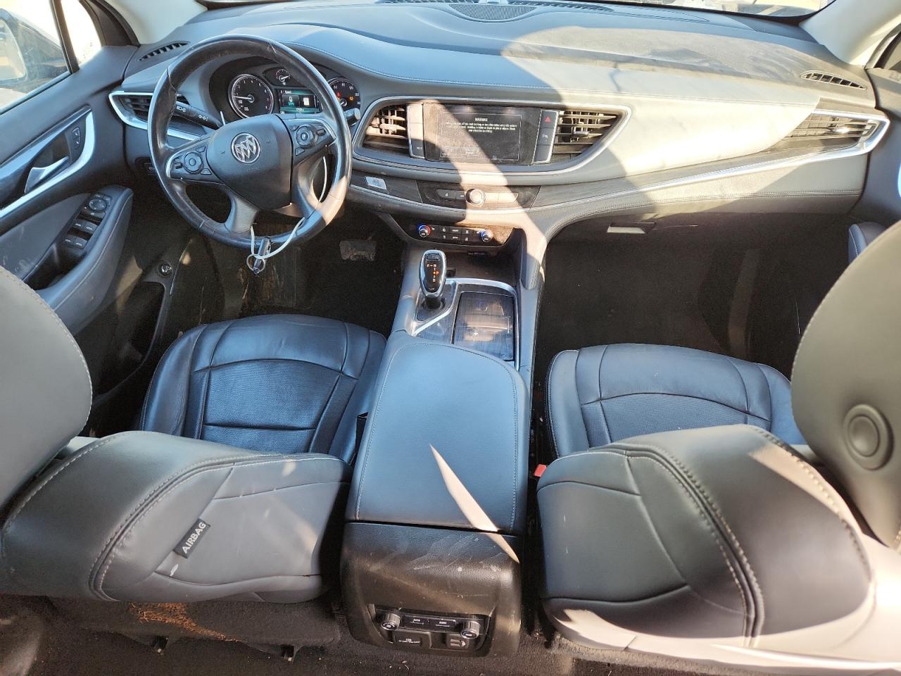 Buick Enclave Essence Image 13