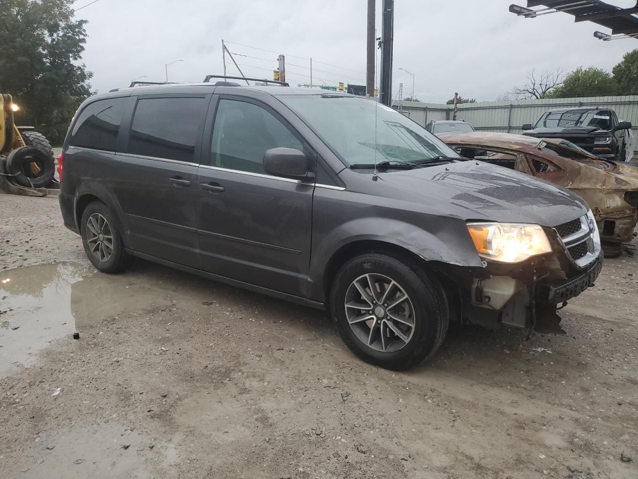 Dodge Caravan Sxt Image 6
