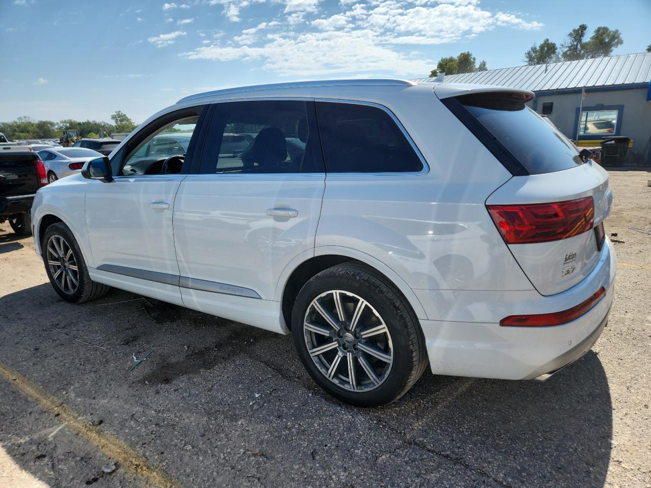 Audi Q7 Prestige Image 3