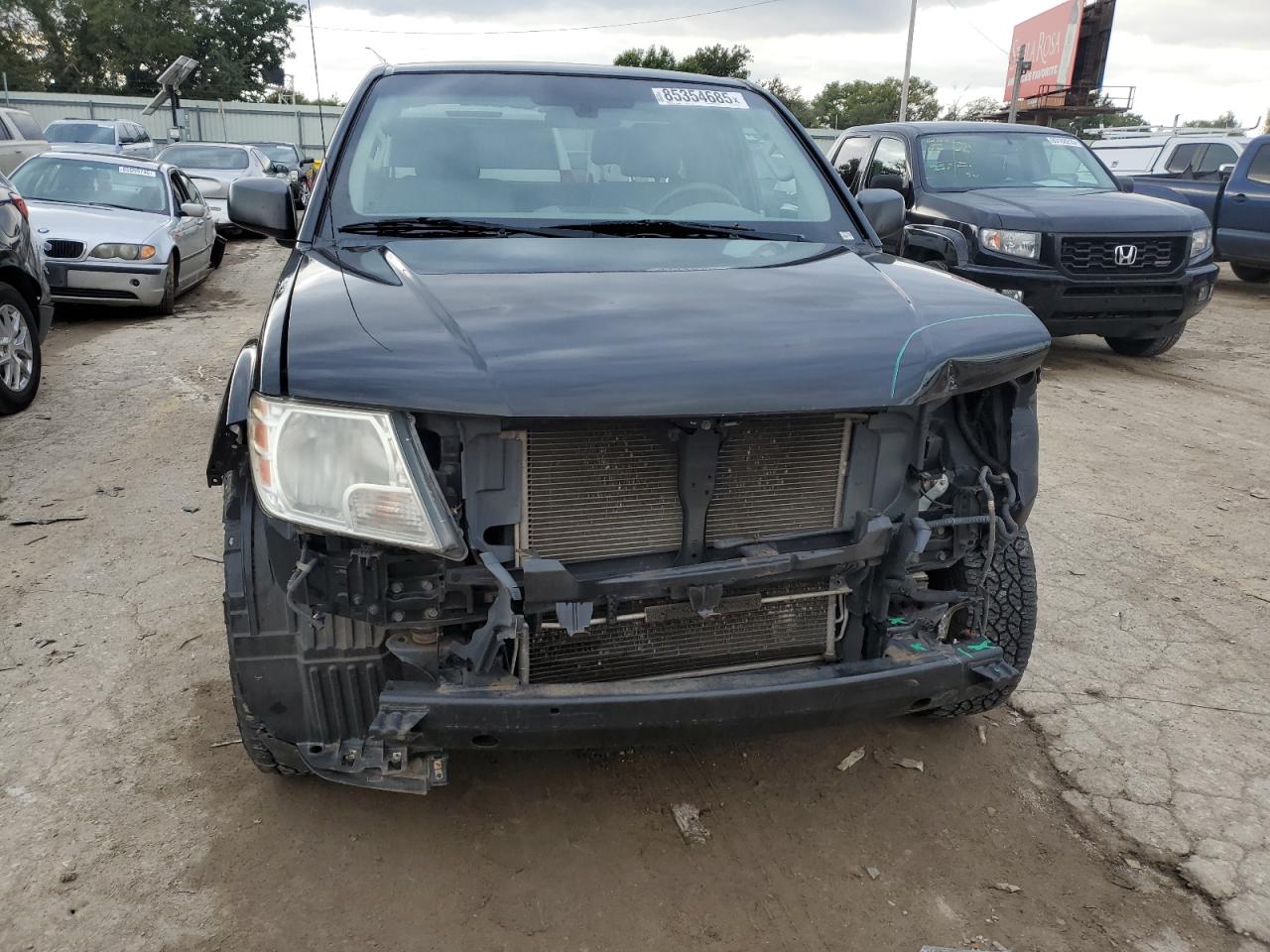 Nissan Frontier S Image 2