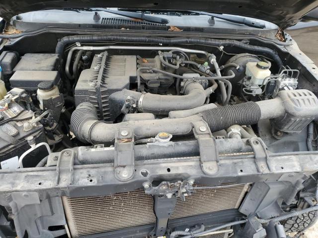 Nissan Frontier S Image 8