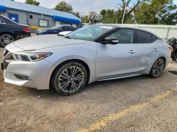  Salvage Nissan Maxima