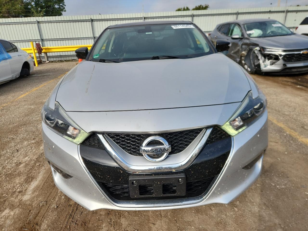 Nissan Maxima 3.5s Image 10