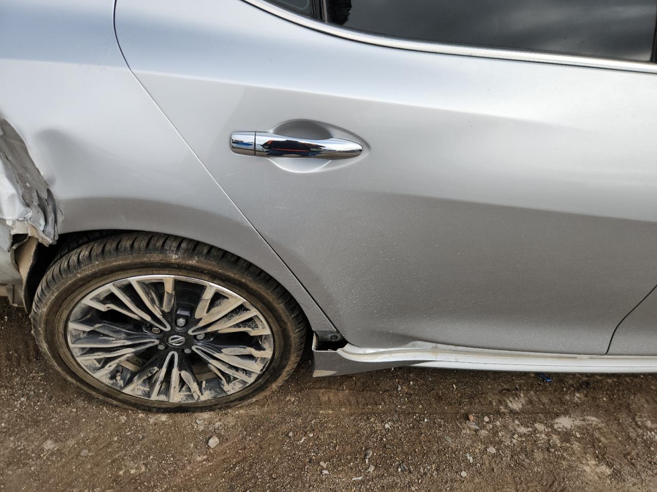 Nissan Maxima 3.5s Image 7